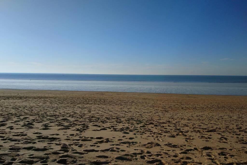 Gite La Mer, A La Campagne En Normandie, Proche Du Mont St Michel Lolif المظهر الخارجي الصورة